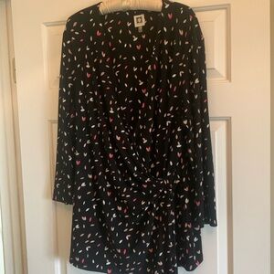 Beautiful Anne Klein faux wrap top.